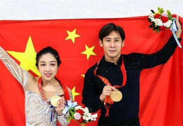花樣滑冰服的顏色品控，選用分光測色儀！